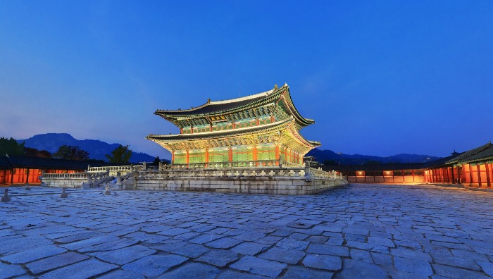 Gucci picks Korean royal palace for 2024 collection - KED Global