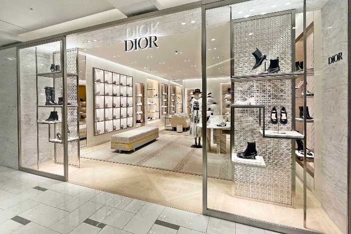 Dior, Louis Vuitton outperform at Christmas