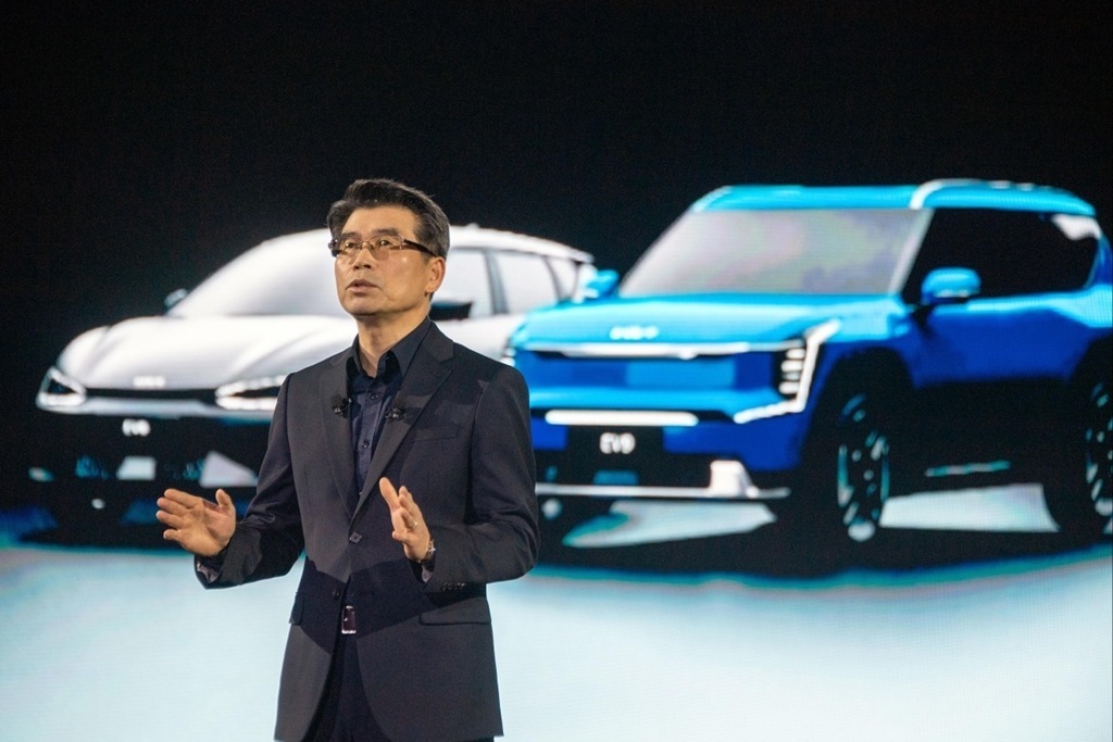 Kia unveils plans for a range of new affordable EVs