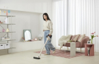 LG unveils new stick vacuum cleaner with 20% less weight