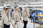 Hyundai's Chung to nurture Czech plant as hub for eco-friendly mobility