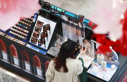 Korean cosmetics fly off shelves on Amazon, other e-commerce platforms