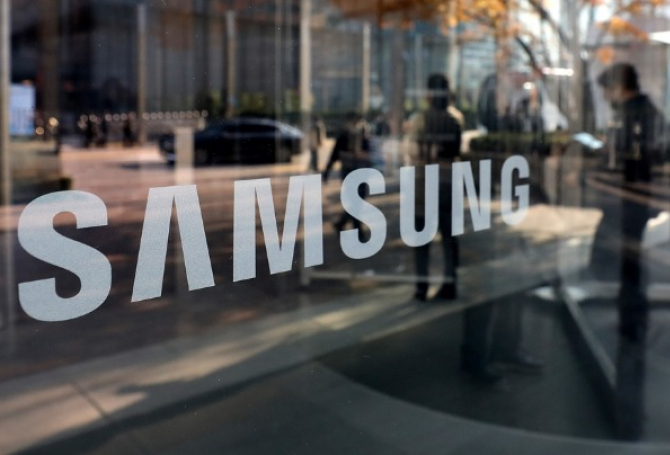 Samsung to cut chip executive jobs, restructure units in battle versus SK Hynix